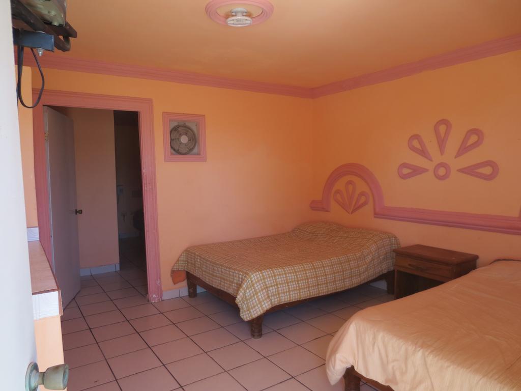 佩纳斯科广场酒店 Puerto Peñasco 客房 照片
